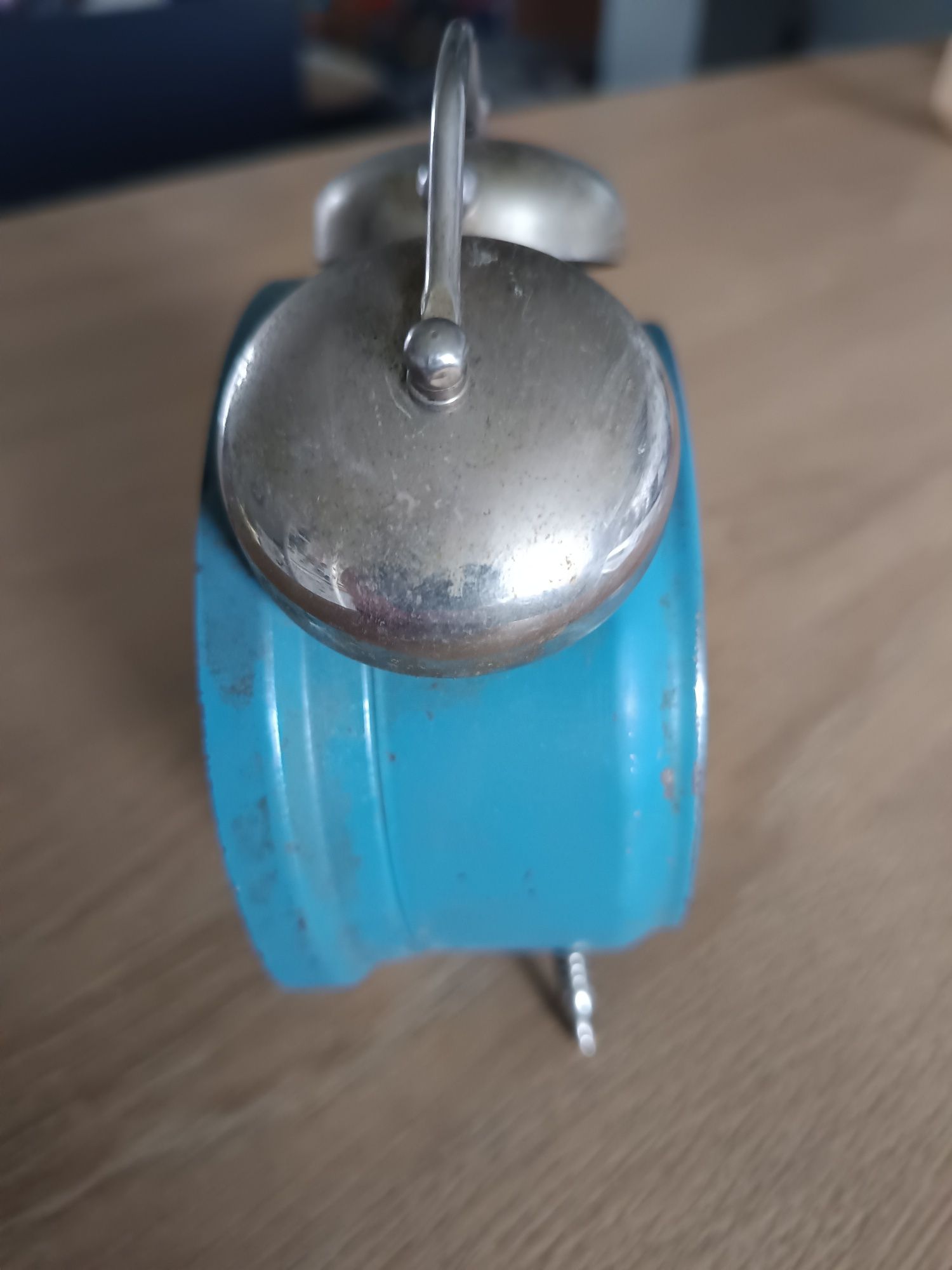 Budzik mechaniczny Clipper