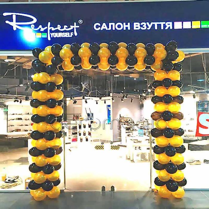 Оформлення кульками магазинів на відкриття, річницю, акції