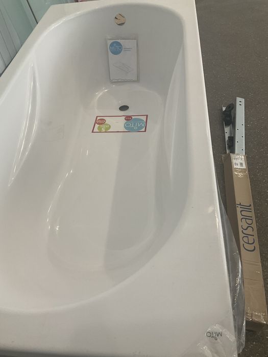Продам нова ванна акрілова.