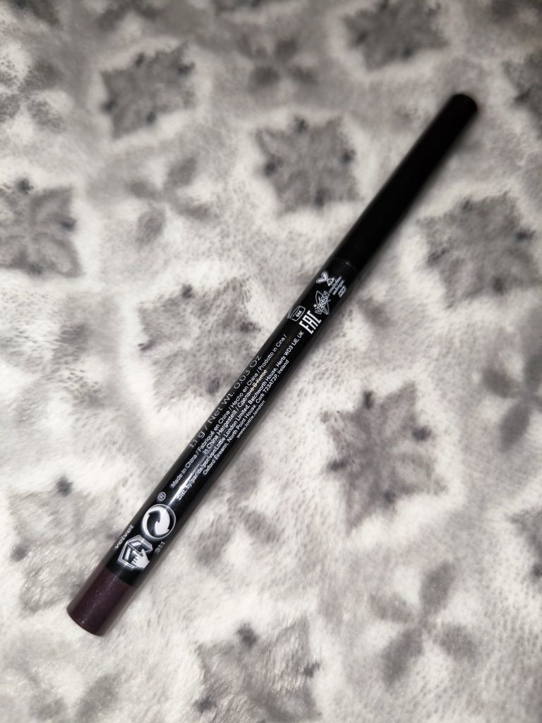 Lottie London am to pm Eyeliner fioletowy