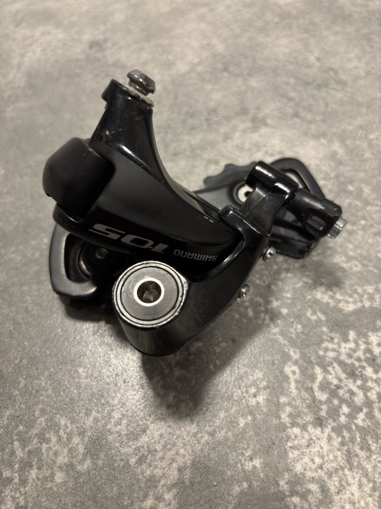 Osprzęt/ Napęd SHIMANO 105 - szosa