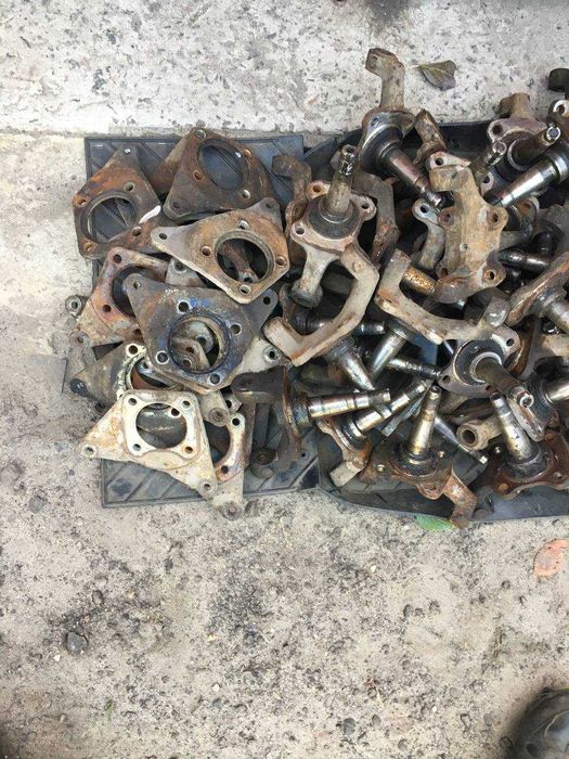 Цапфа на ВАЗ поворотный кулак