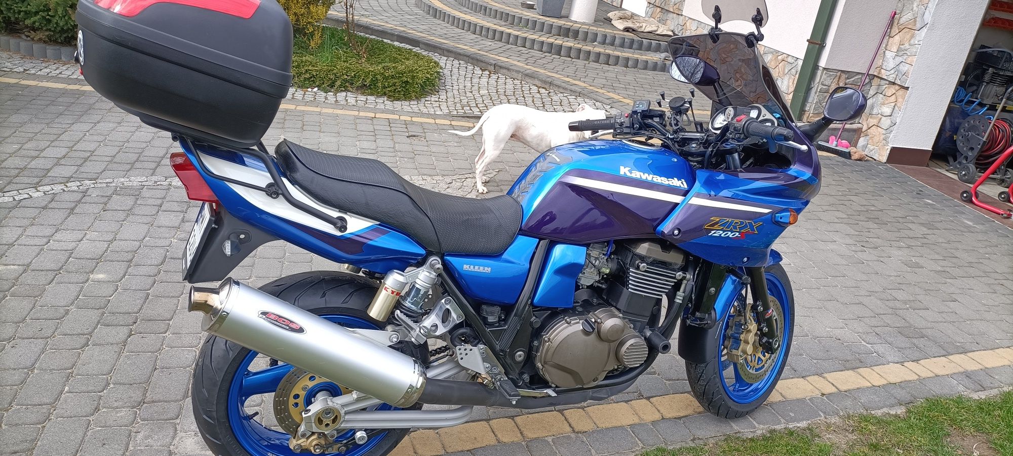 Kawasaki zrx 1200s 2003r