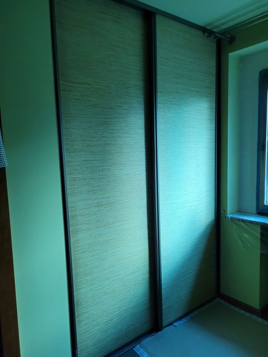 Szafa z drzwiami przesuwnymi