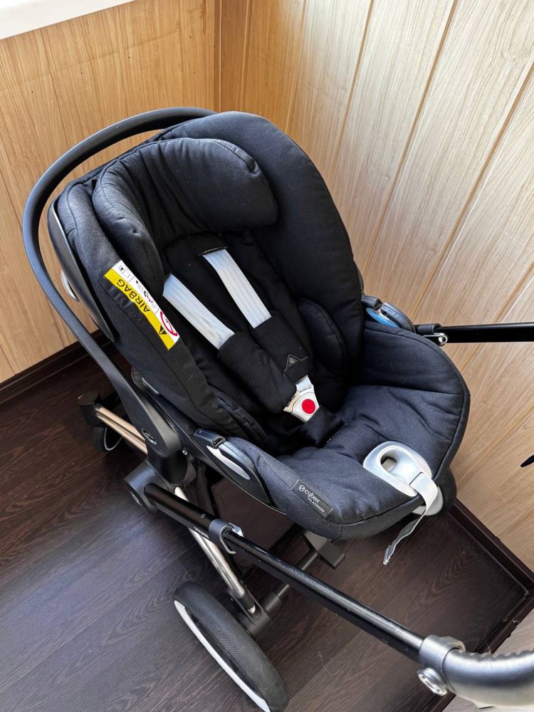 Коляска Cybex Priam Platinum 3 в 1 в кольорі blue