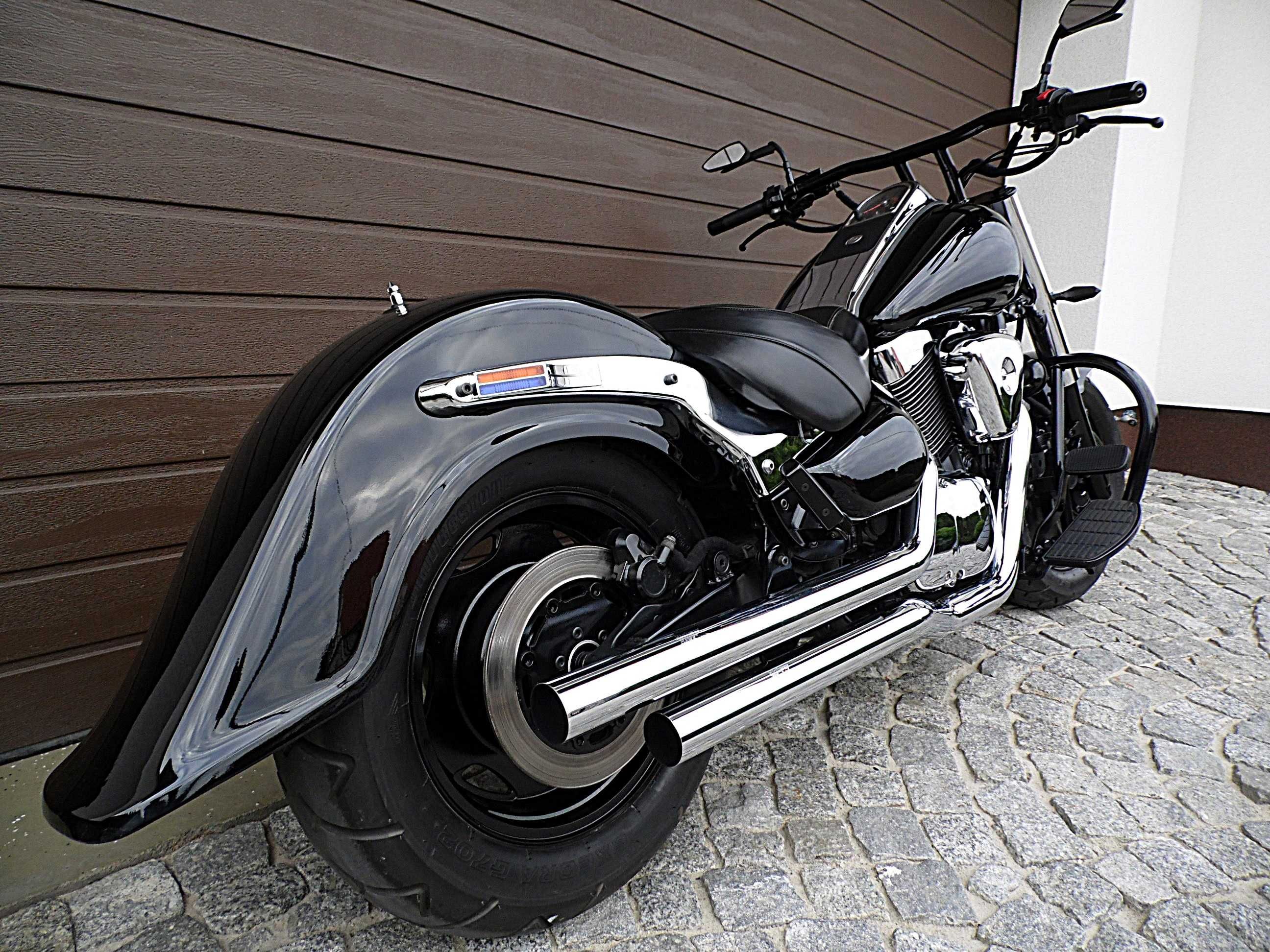 Suzuki VL 1500 LC Intruder boulevard custom bobber