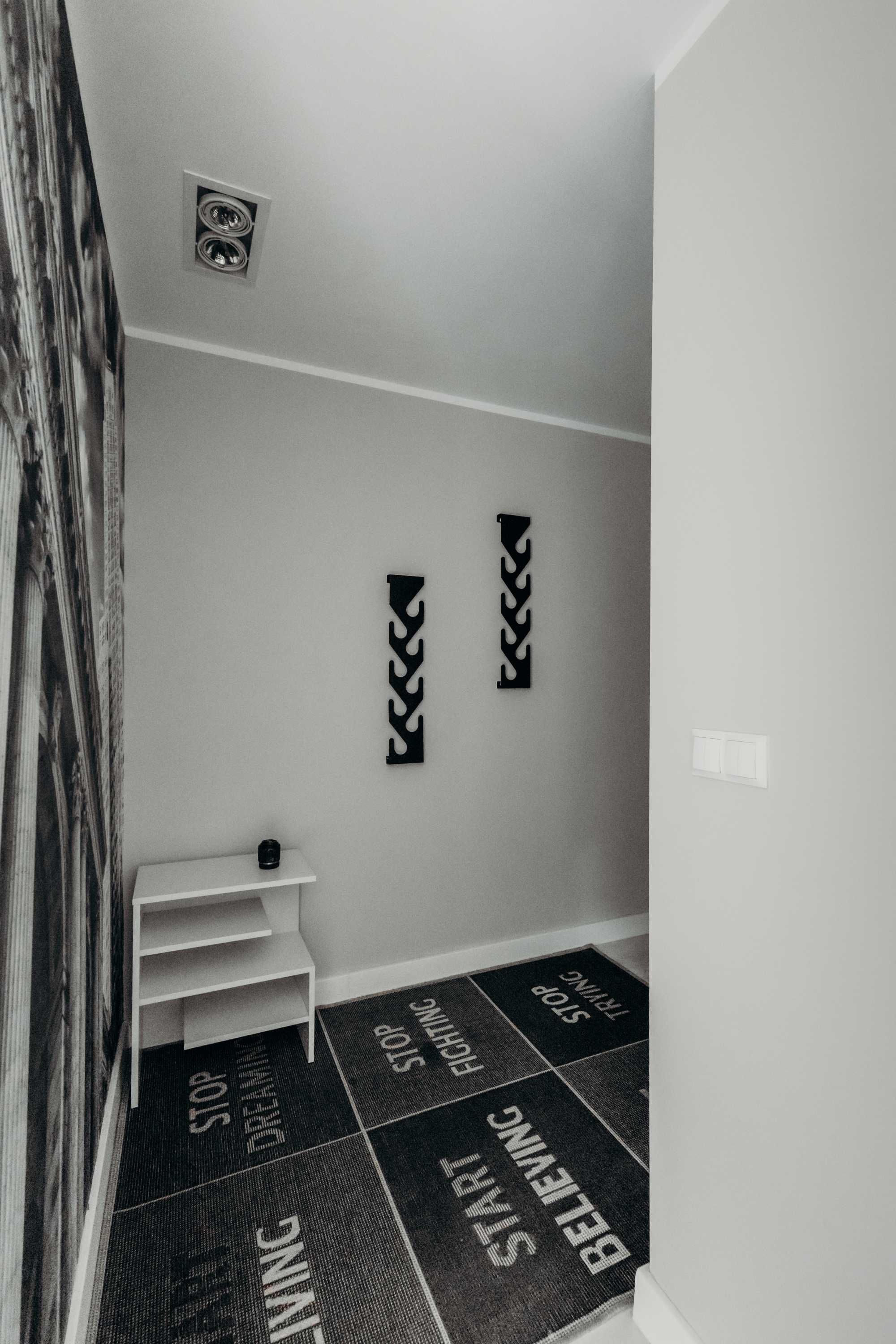 Apartament, mieszkanie z klimatyzacją 3 pokoje z salonem i kuchnią Kra