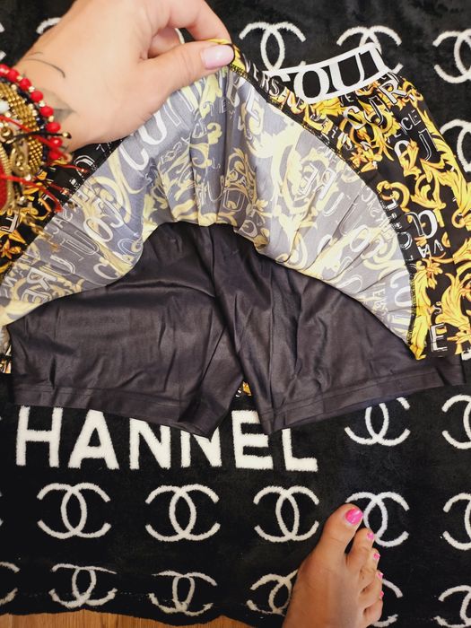 Spodnico spodenki Versace S/M