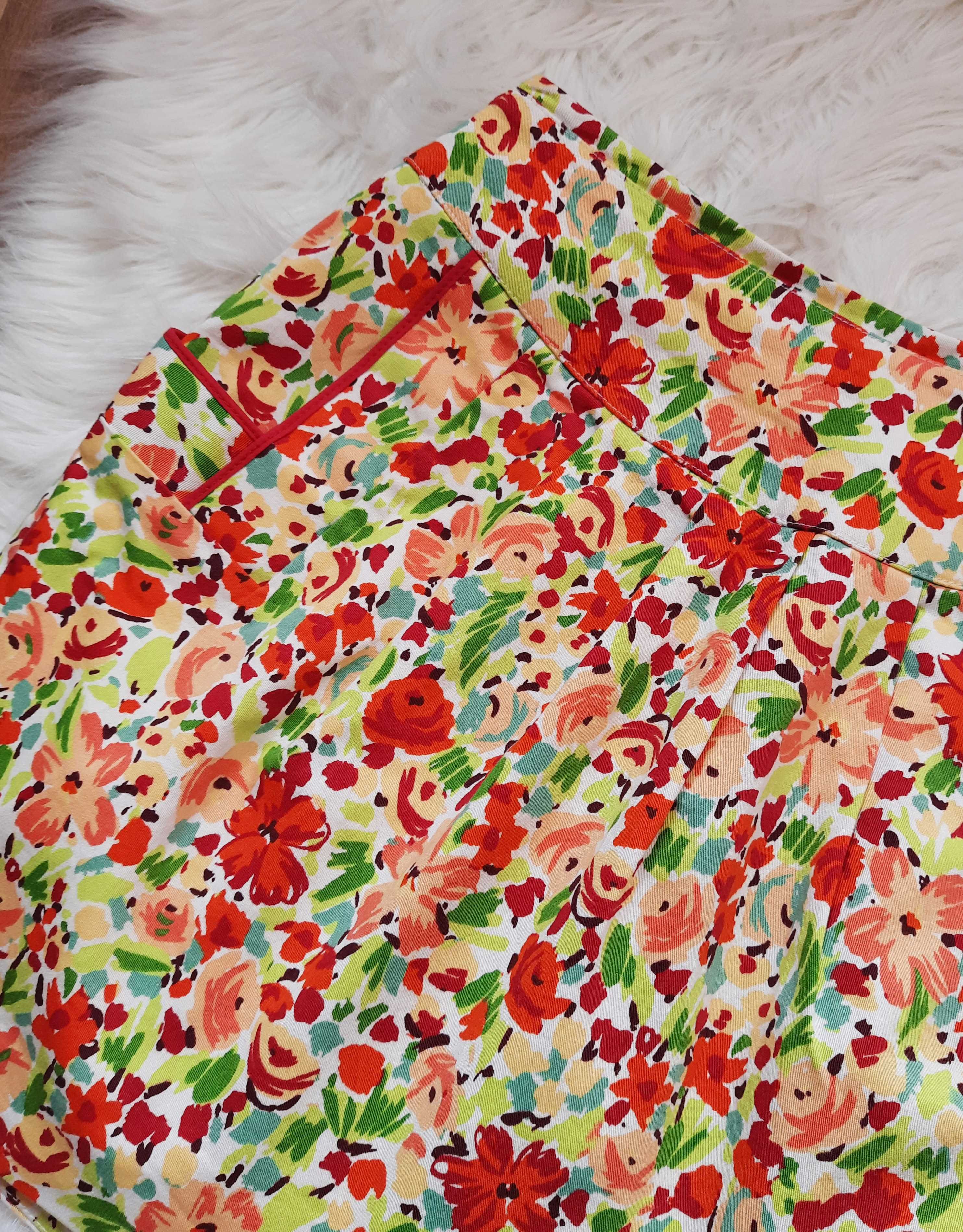Красочная короткая мини юбка тюльпан с карманами в цветы River Island