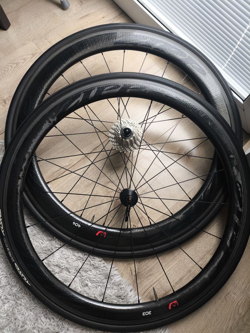 ZIPP 303 404 Koła Karbonowe Szosowe Szytki TUFO Hamulce Szczękowe