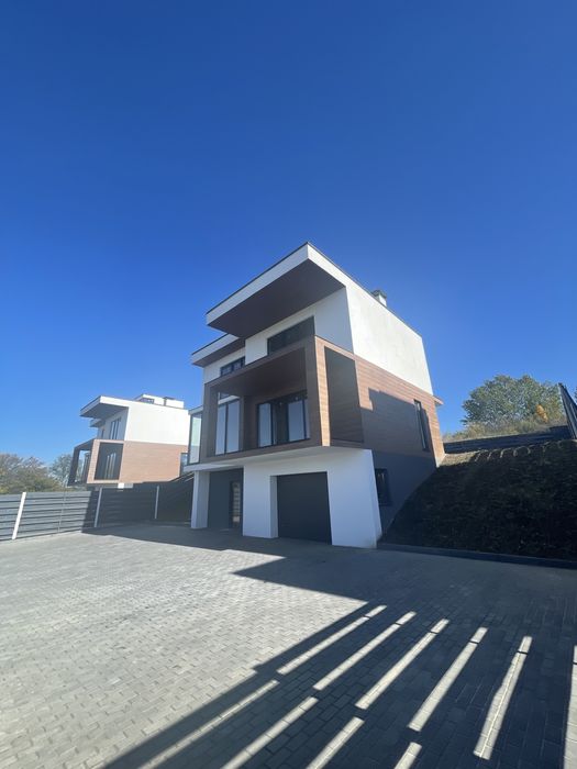 Дом Лесники