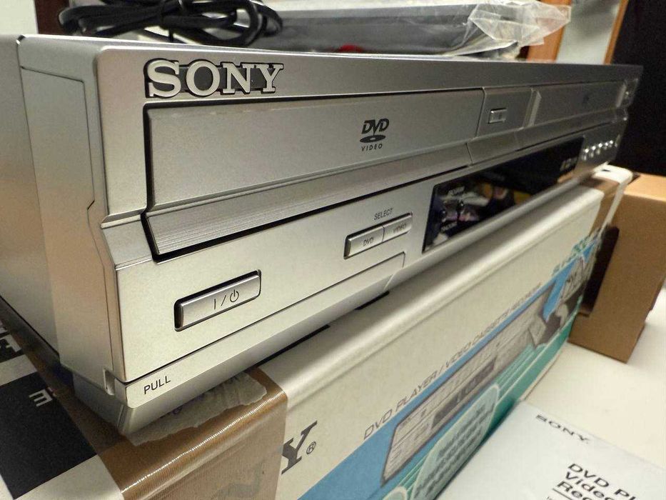 Новый Sony SLV-D930 DVD/VHS плеер – в оригинальной упаковке