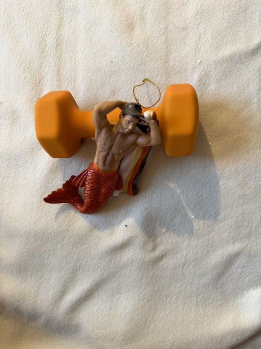 Enfeite sereio merman em porcelana com glitter – vários