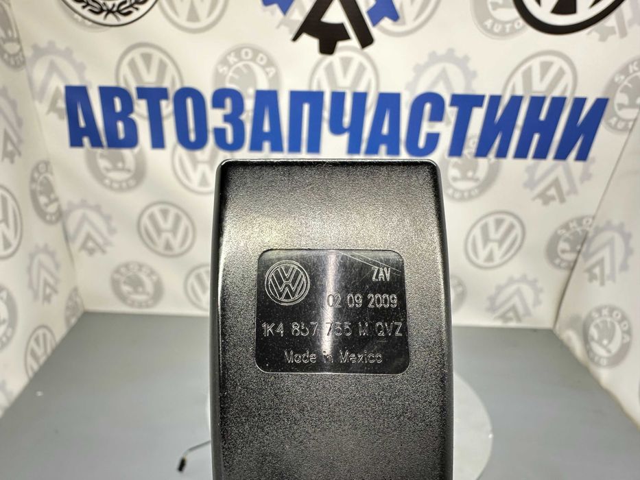Замок ремня безпеки Гольф Пасат б6 Октавія А5 Тоуран Кадді