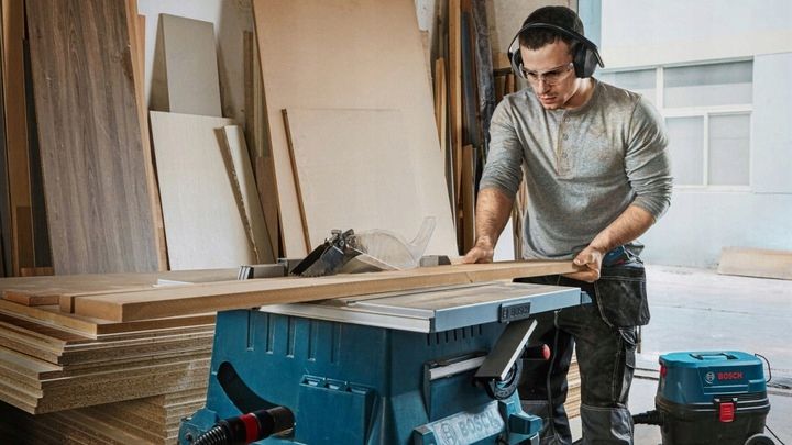 Piła Stołowa 1800w Gts 254 Bosch + Stół