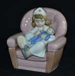 Девочка с куклой в кресле Медсестра Испания Lladro NAO