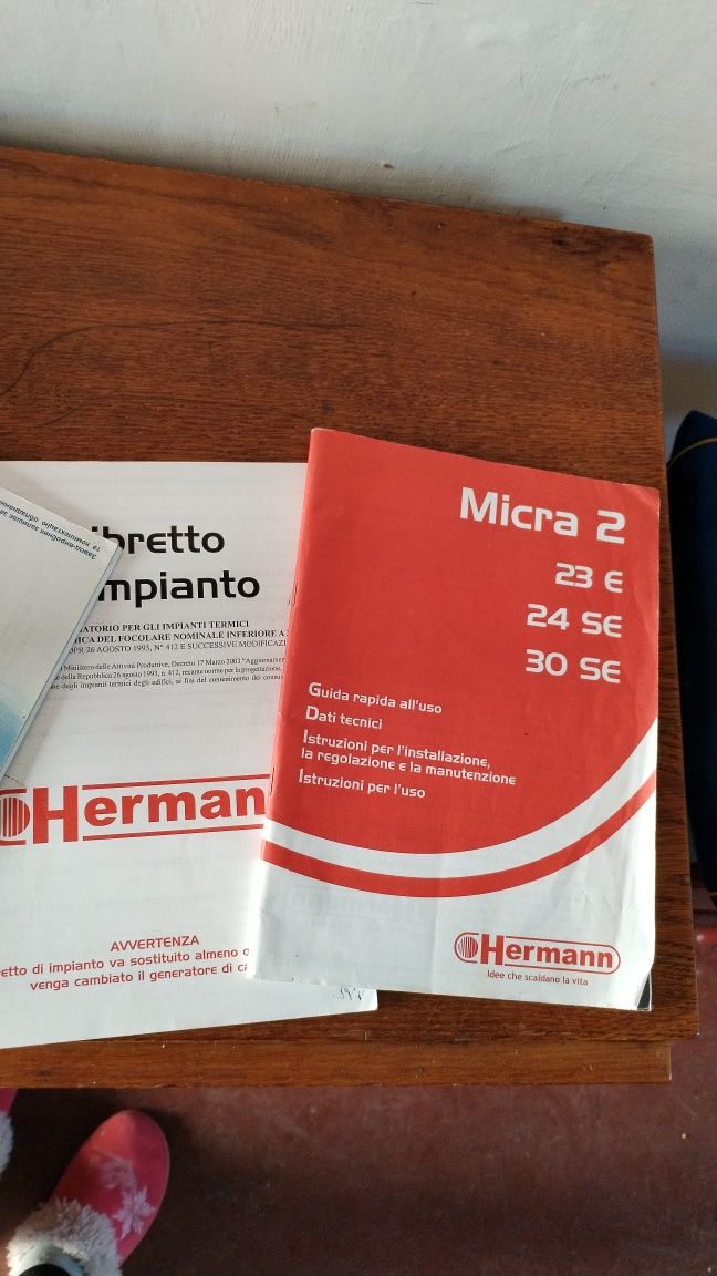 Газовий двухконтурний котел Herman Мікра-2 димохідний.