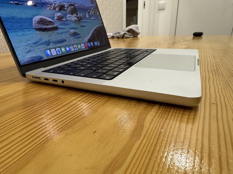 Macbook Pro 14 - M1 Pro - 32GB