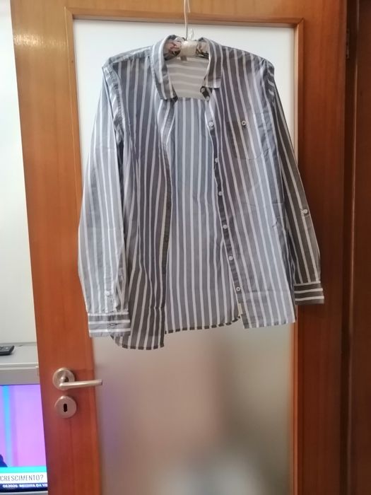 Blusas de senhora tam M cada 3€