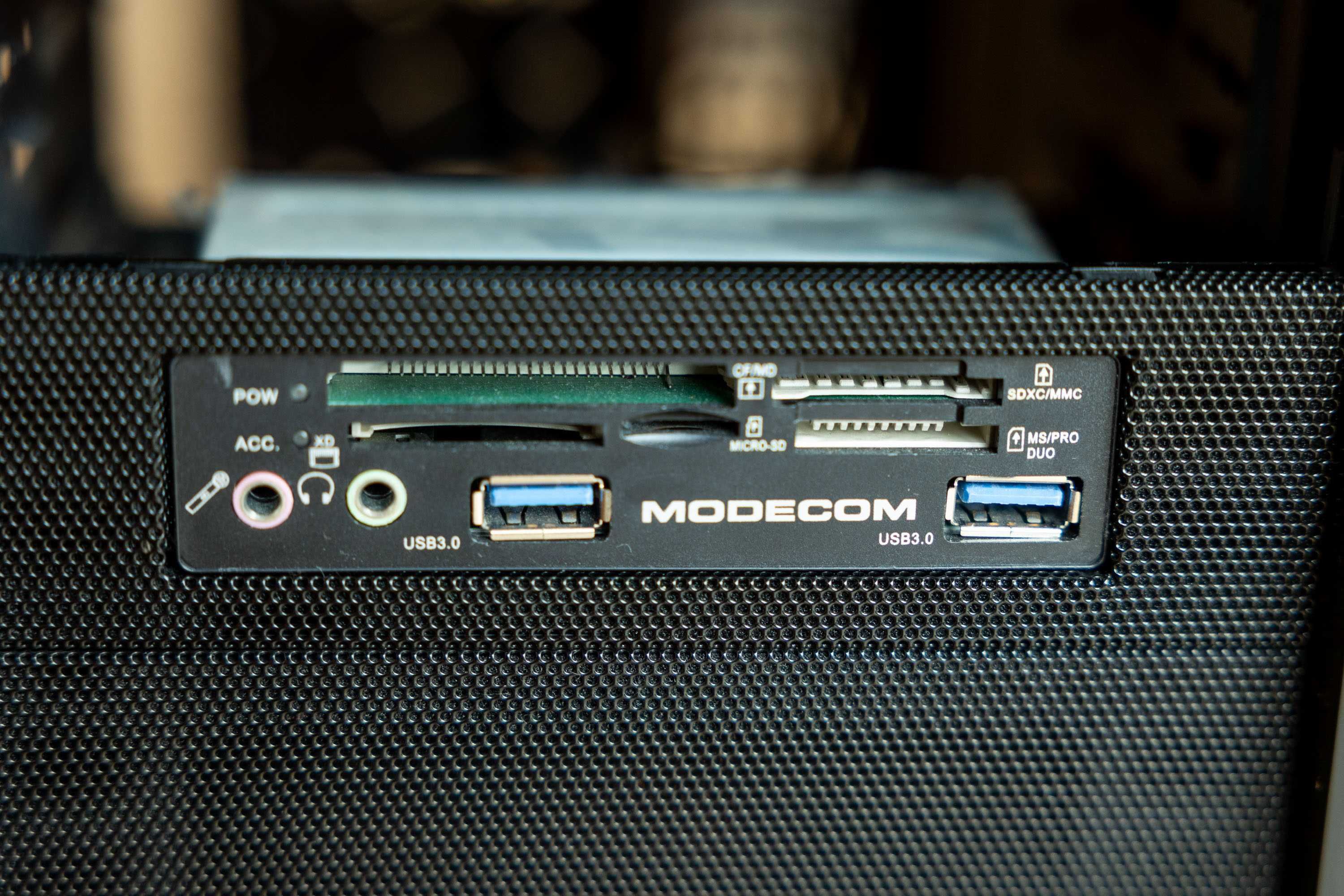 Obudowa komputera PC + czytnik kart i USB  Modecom +wentylatory