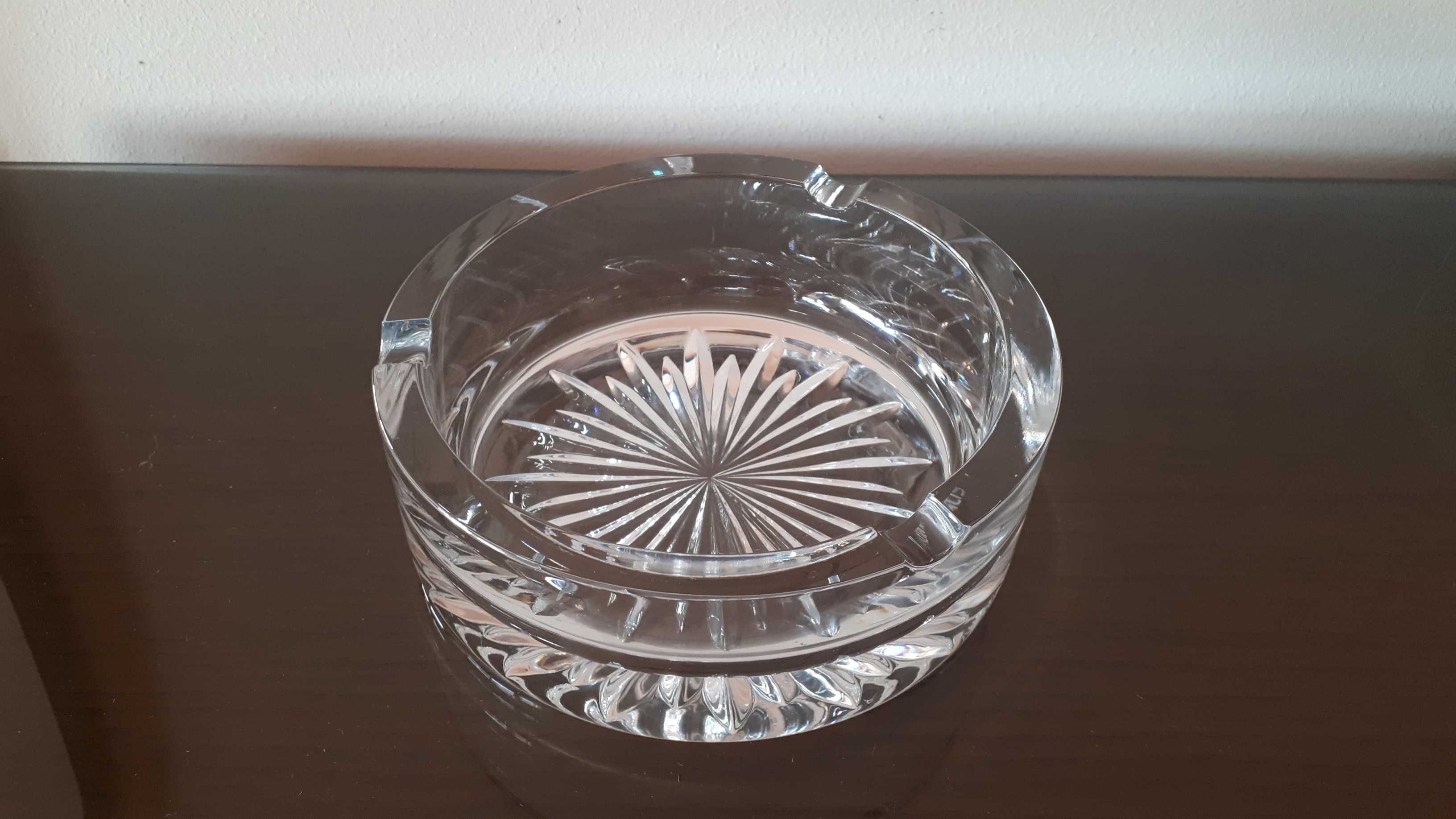 Cinzeiro de cristal marca Atlantis