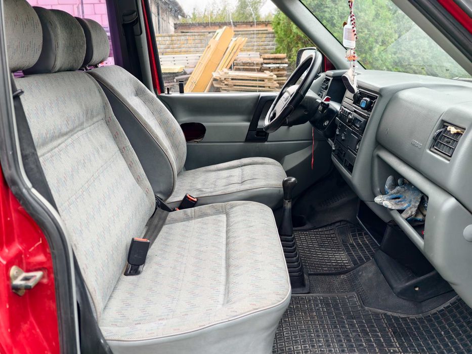 Volkswagen T4 1.9 TDI 9-Osobowy