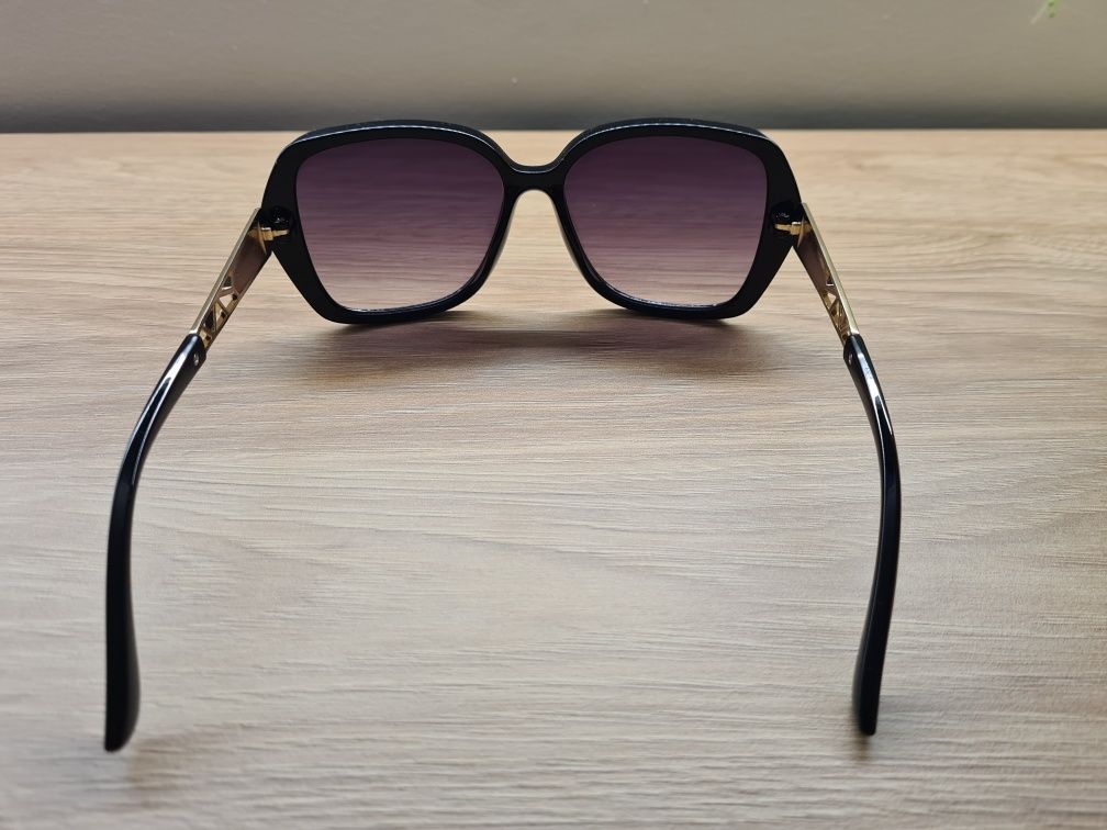 Nowe Damskie Okulary Przeciwsłoneczne Polaryzacyjne UV400 Czarne Złote