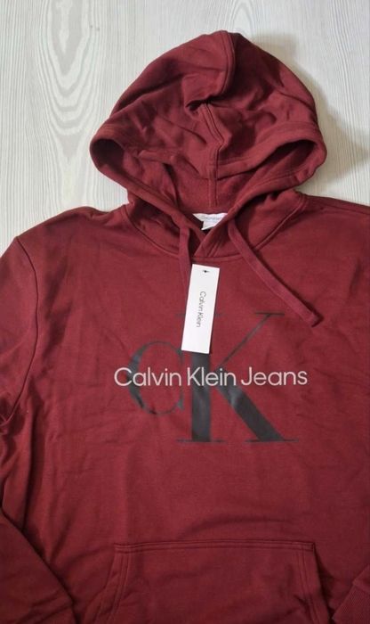 Жіноче  худі  байка кофта  L- XL  оригінал