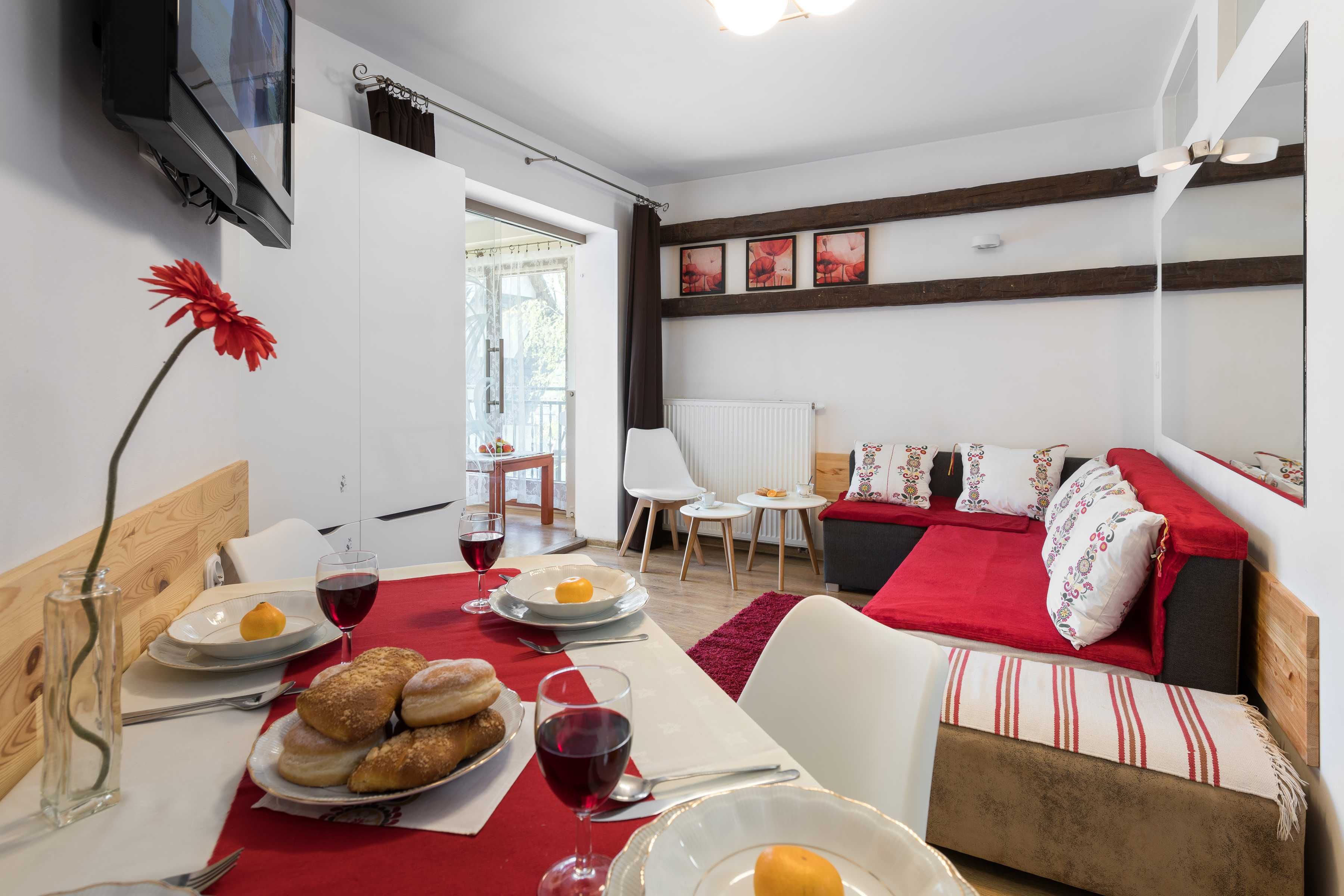 WOLNY Domek -APARTAMENT 2-7os. blisko Centrum ,PKP, PKS widok na TATRY