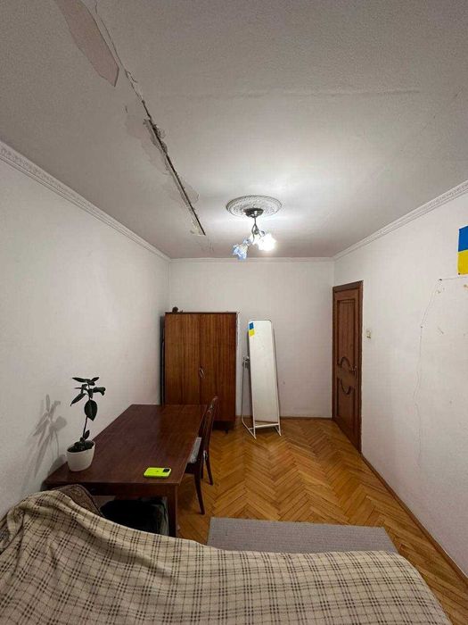 Оренда кімнати по вул. Демянська