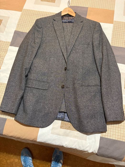 Fato da M&S de tecido  italiano em estado irrepreensível usado 1 vez