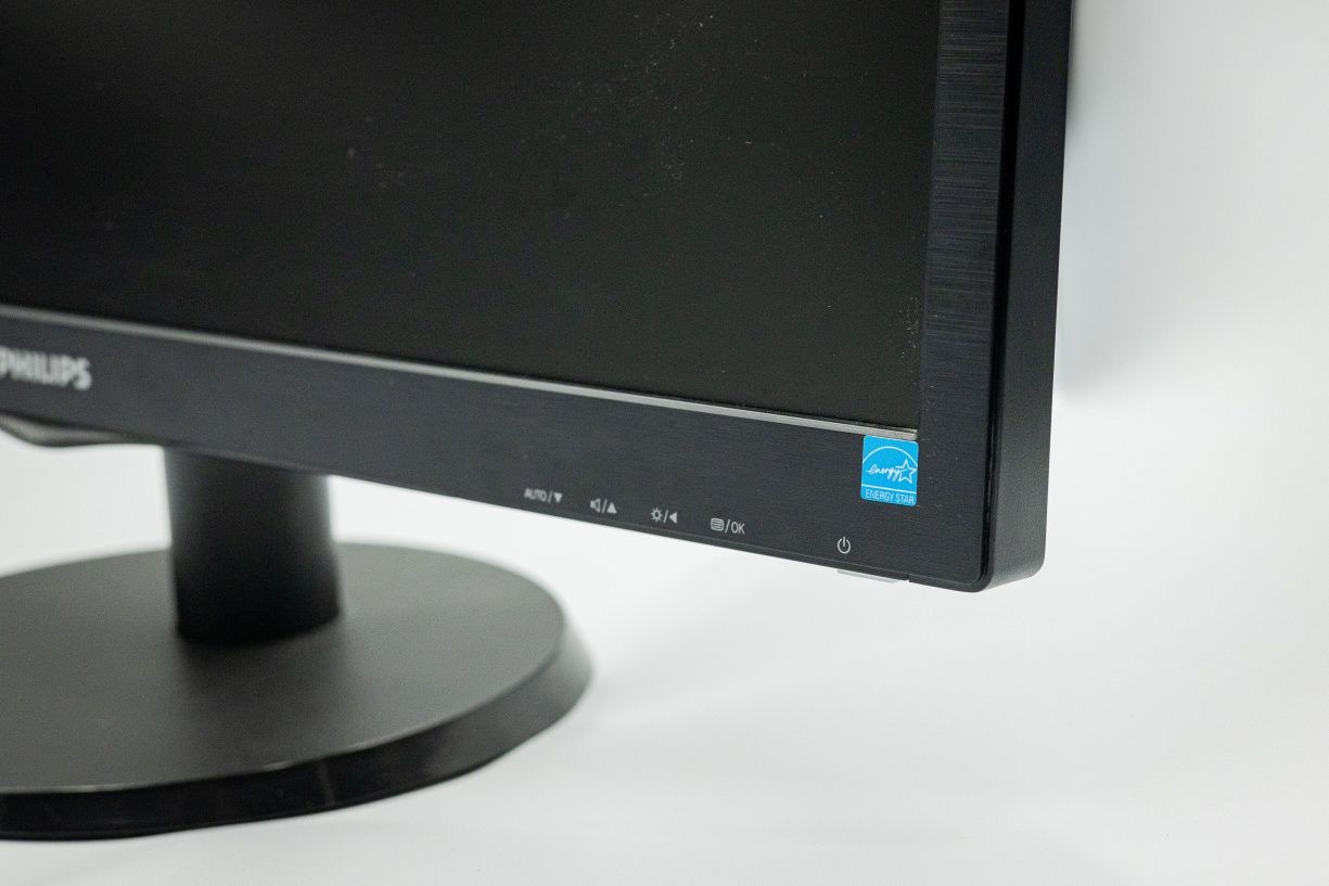 Monitor 21,5" Philips 223V5L