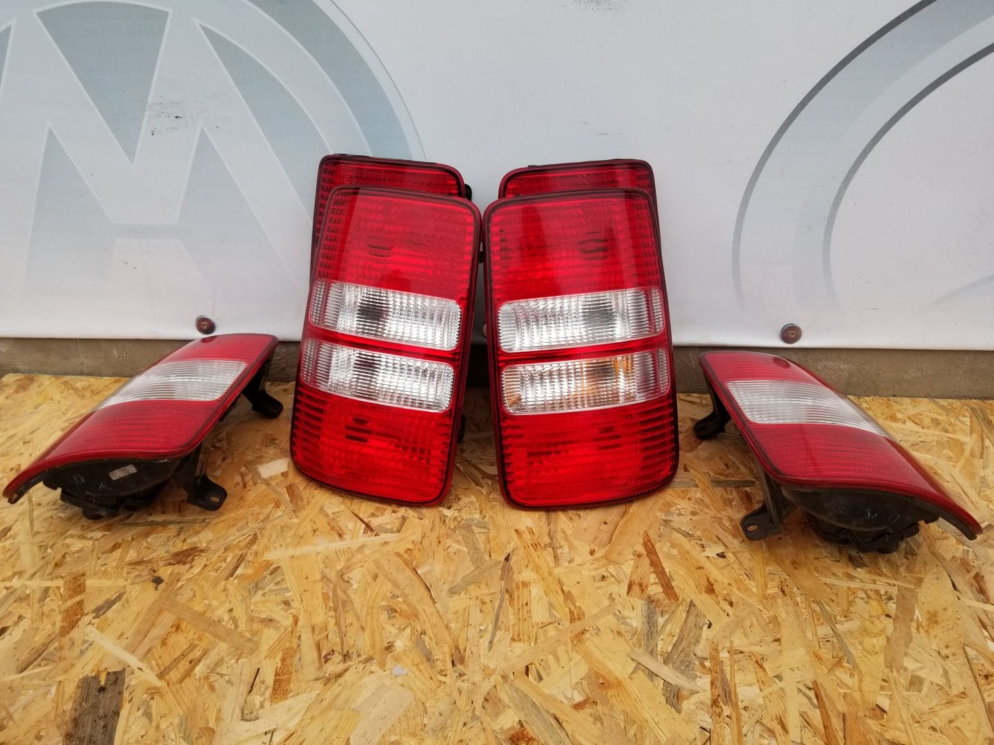 Фанарь Стоп Фара Фонарь VW Caddy 04-15 Разборка