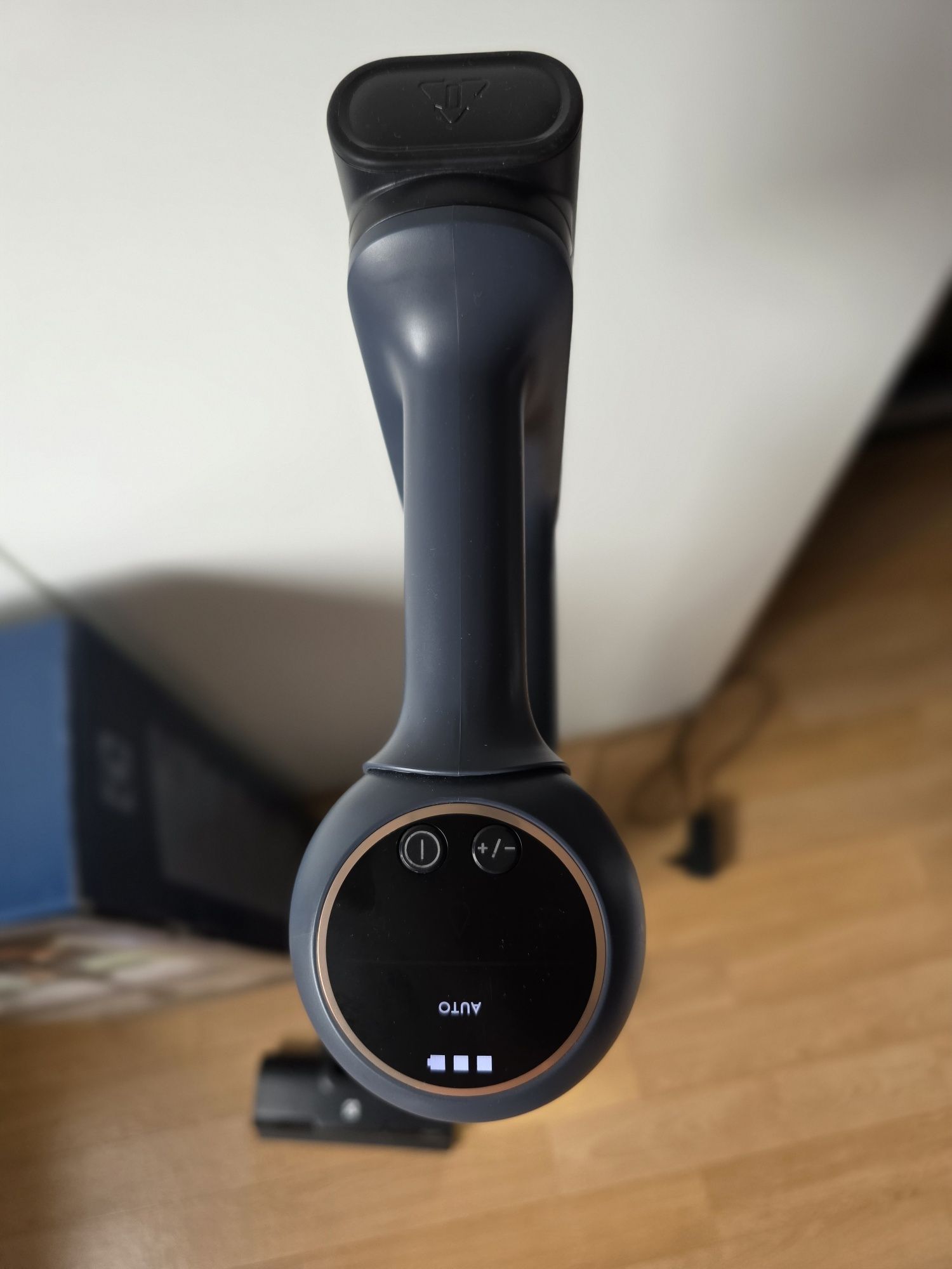 Odkurzacz pionowy Electrolux Ultimate 700 Turbo Drive
