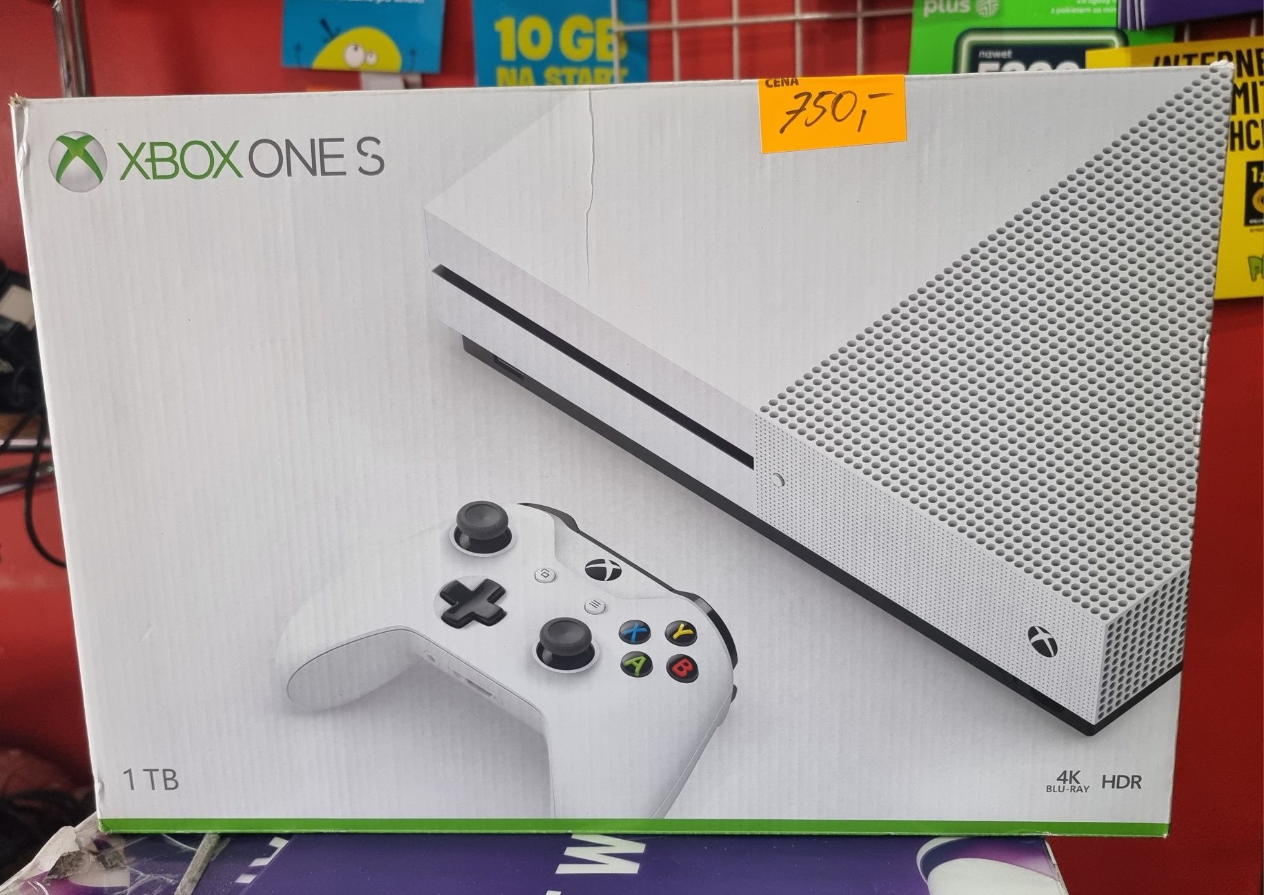 Xbox One S 1TB komplet