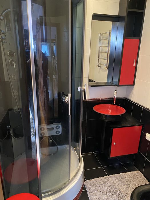 Оренда квартири великогабаритна 3 кімнатна