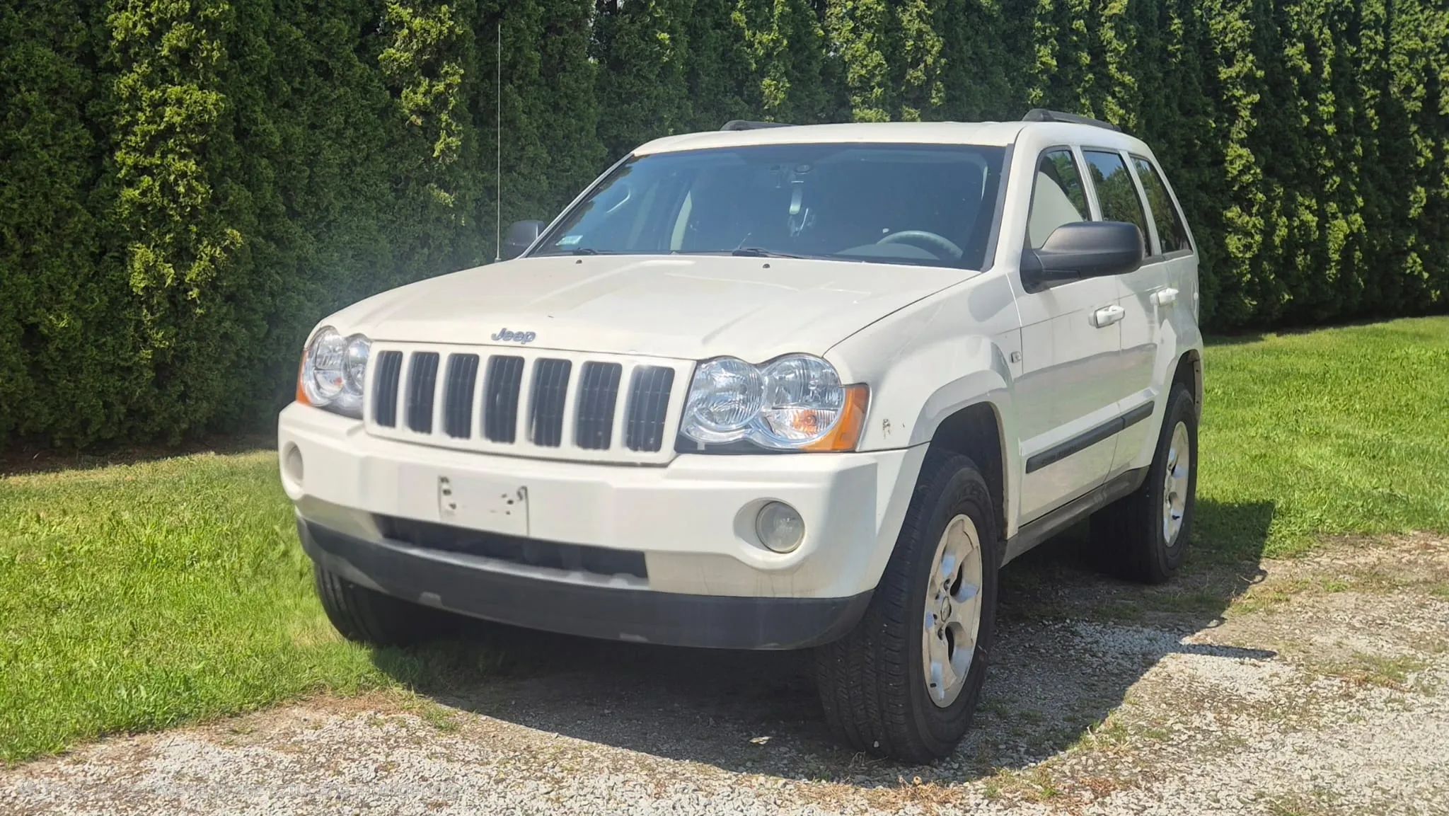Jeep Grand Cherokee Jeep Grand Cherokee Biały Godny Polecenia