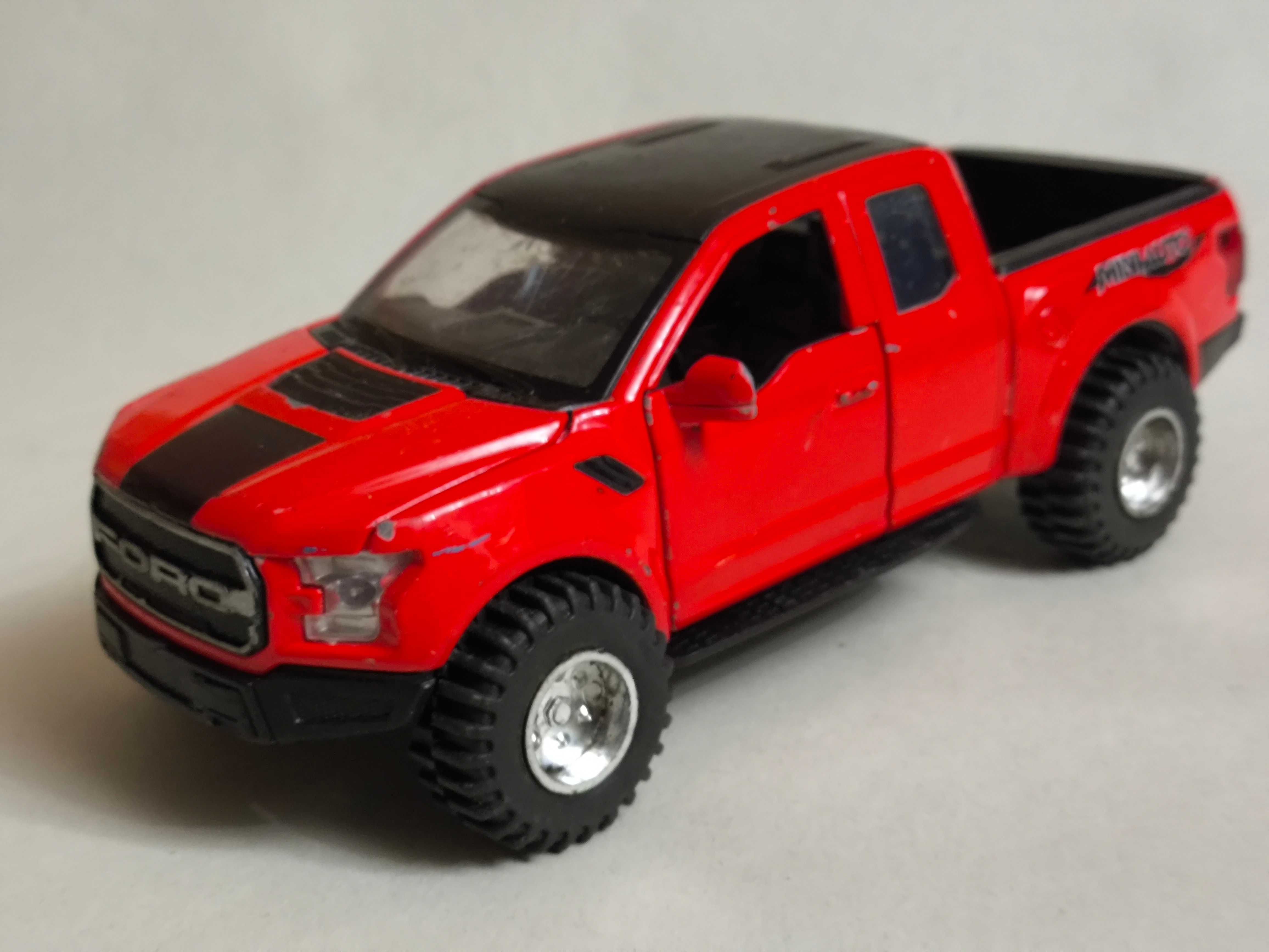 Машинка Ford F150 Miniauto 1/24-1/27