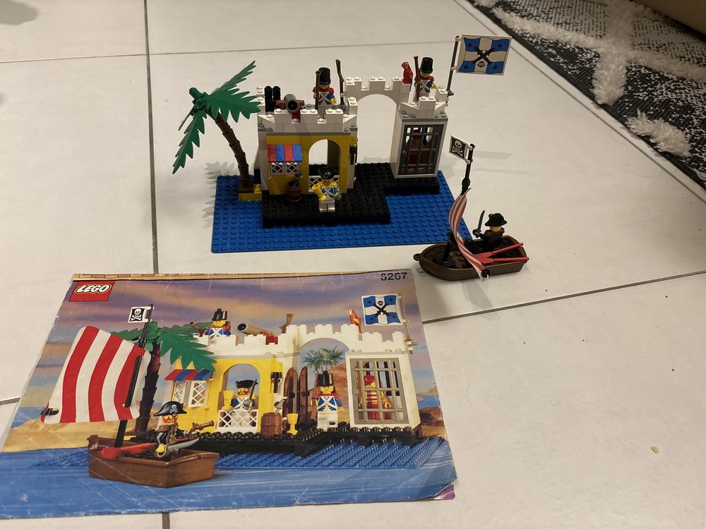 Lego 6267 Pirates Lagoon Lock-up