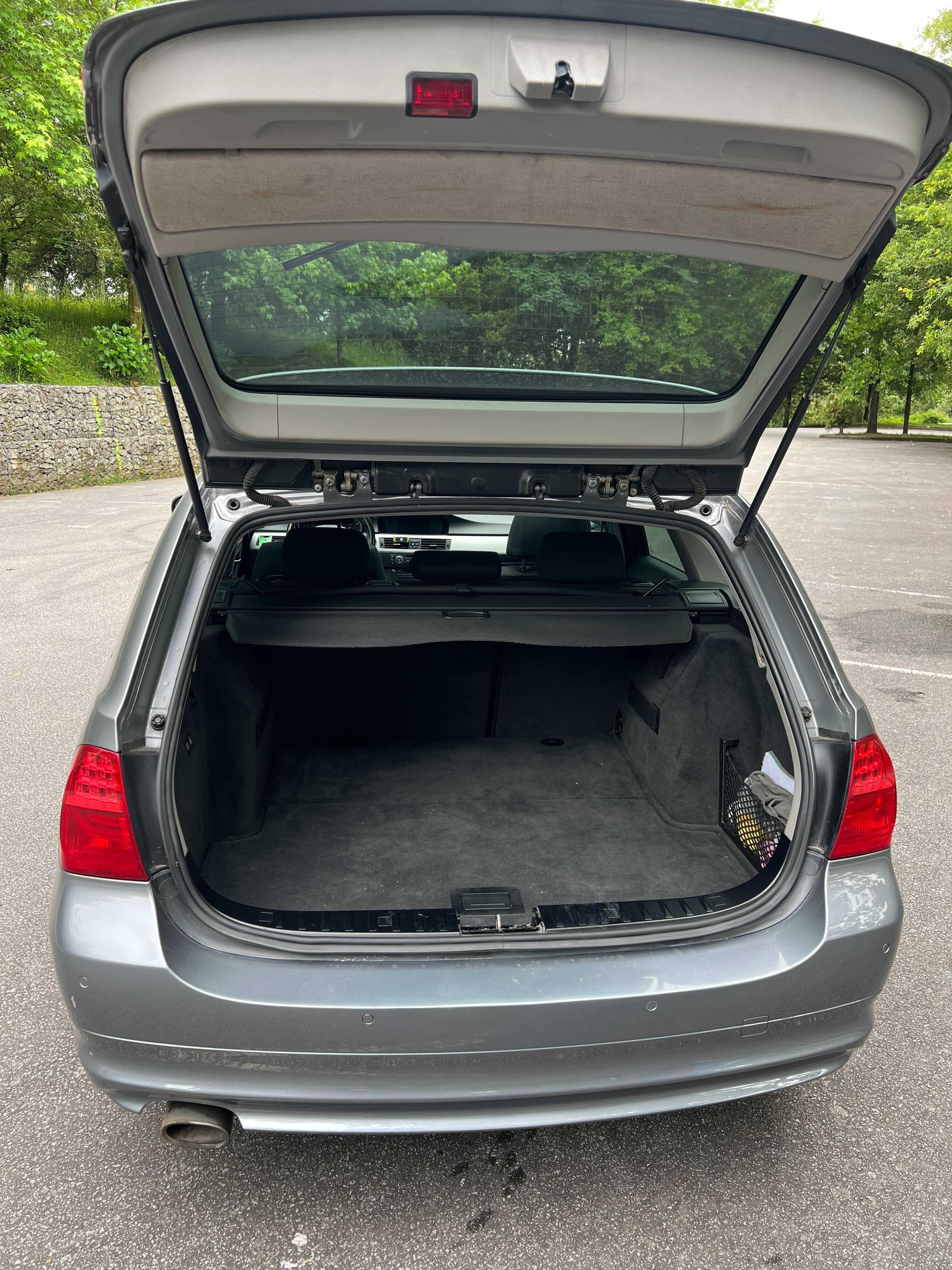 BMW 320d Touring 2009