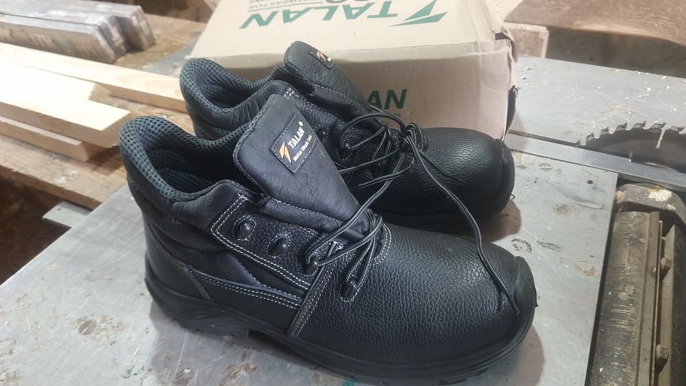 Ботинки черевики робочі