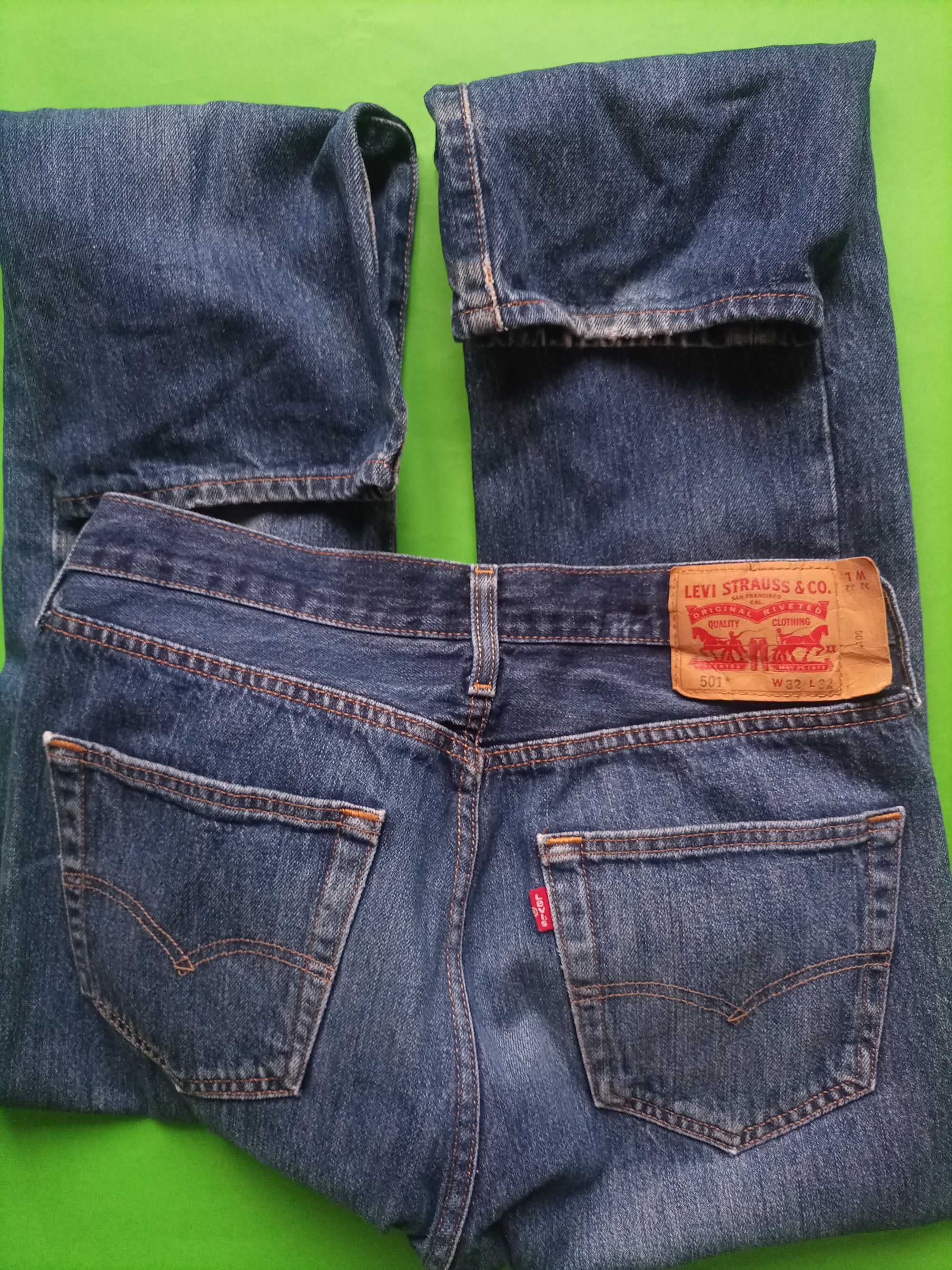 Levi Strauss 501 spodnie jeansowe W32 L32