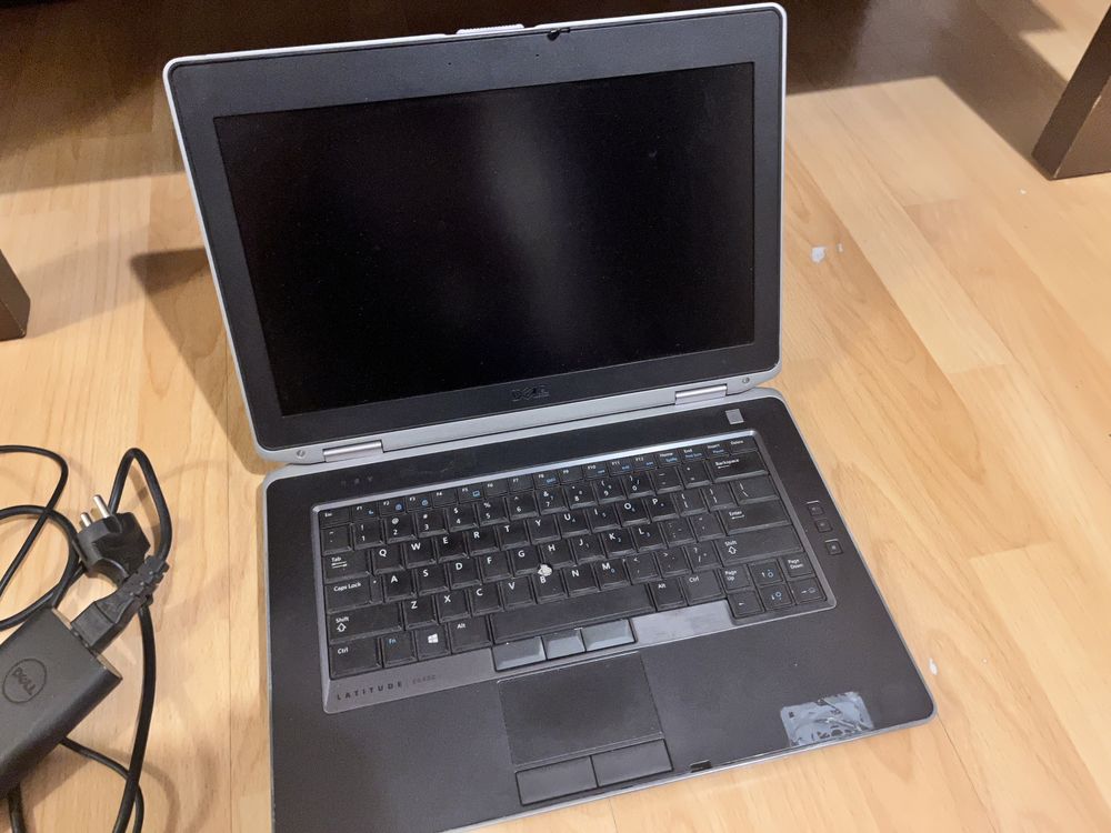 Laptop Dell Latidue intel Core I5, poleasingowy, sprawny czysty