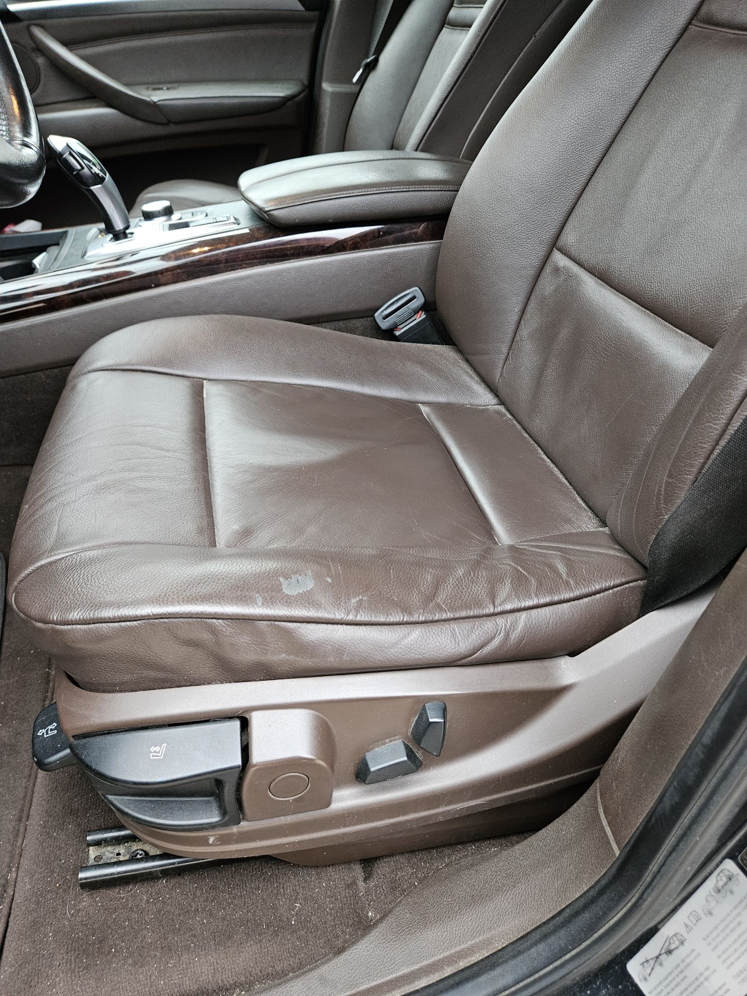 Samochód bmwx5 e70