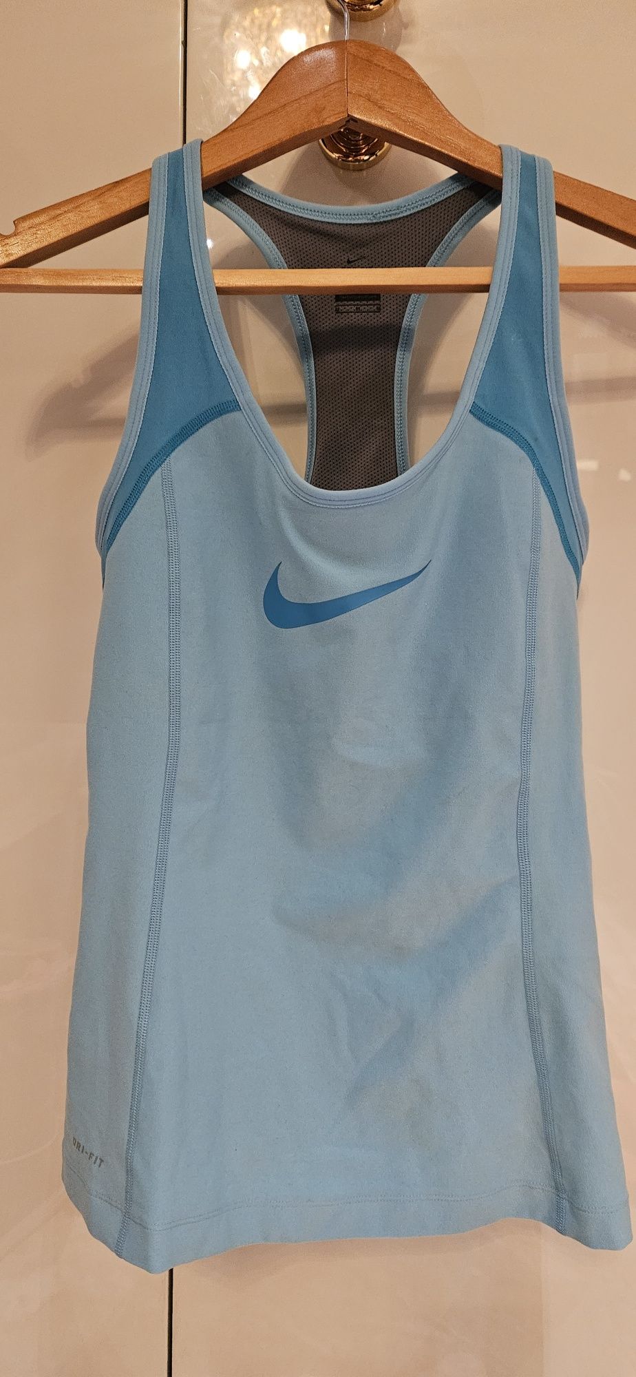 Koszulka sportowa Nike damska