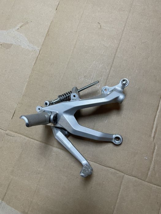 Podnóżek set prawy Ducati Panigale V4 Streetfighter