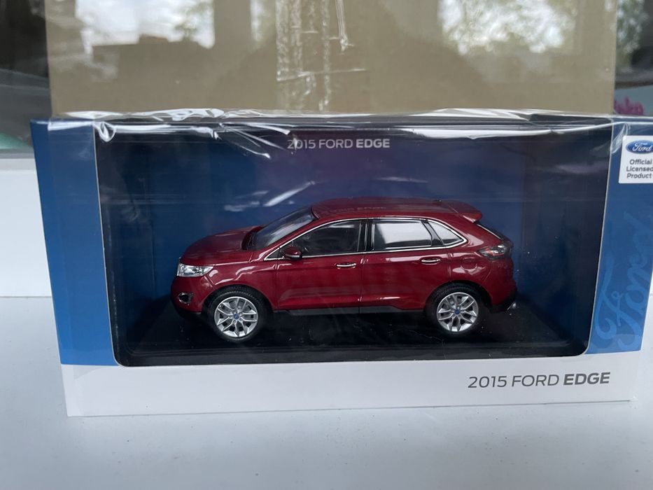 Модел 1/43 Ford Edge