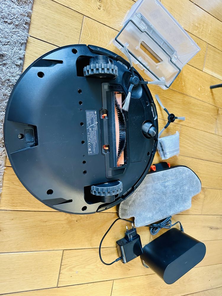 Robot sprzątający Xiaomi MI ROBOT VACUUM-MOP P czarny