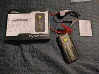 Urządzenie rozruchowe/Jump starter Voltsurge