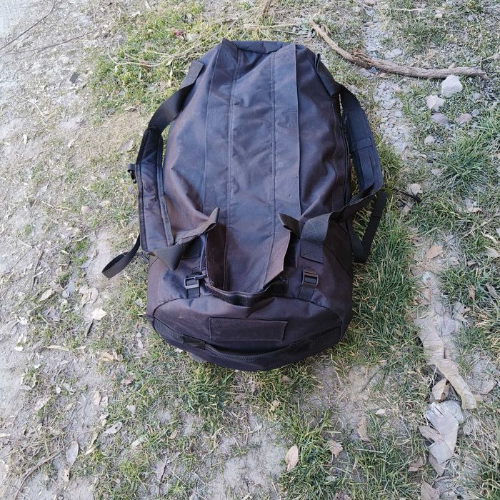 Баул рюкзак сумка чорного кольору 120 літрів